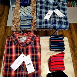 Men's S/S Distressed Shirts - 2 of Them w/Socks!!